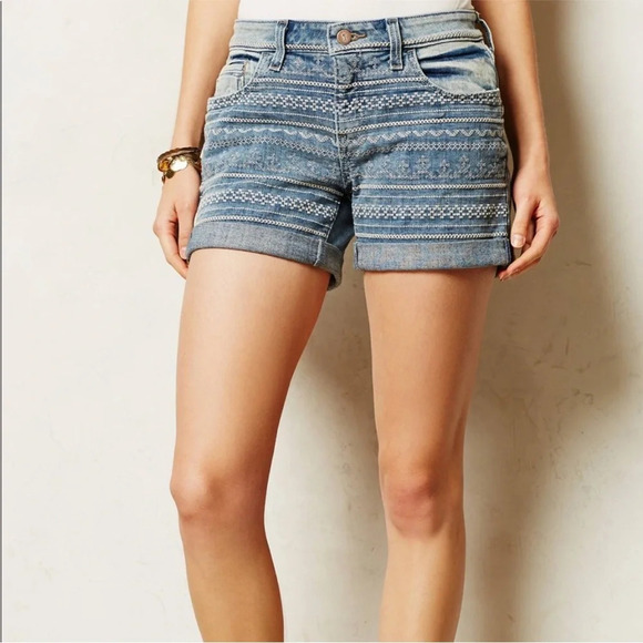 ANTHROPOLOGIE Pilcro Embroidered Stet Denim Shorts size 28 - Picture 4 of 11